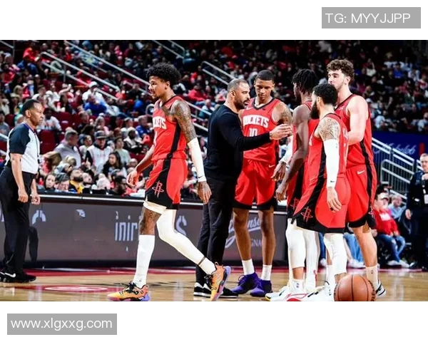 火箭队中锋受伤，对球队内线造成重大影响