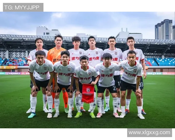 西安足球队勇攀高峰的奋斗历程与锦标赛背后的故事